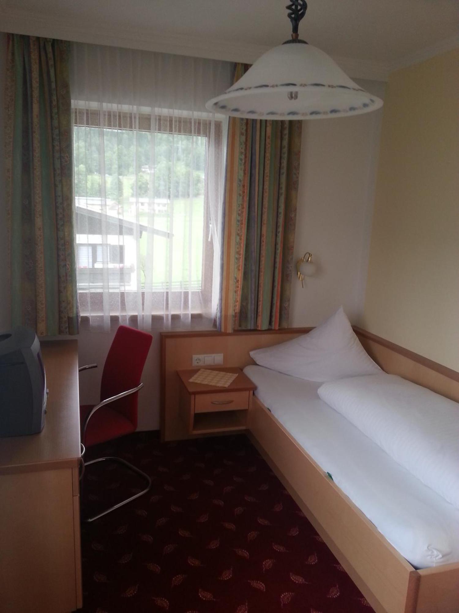 Pension Rieder Kaprun Room photo