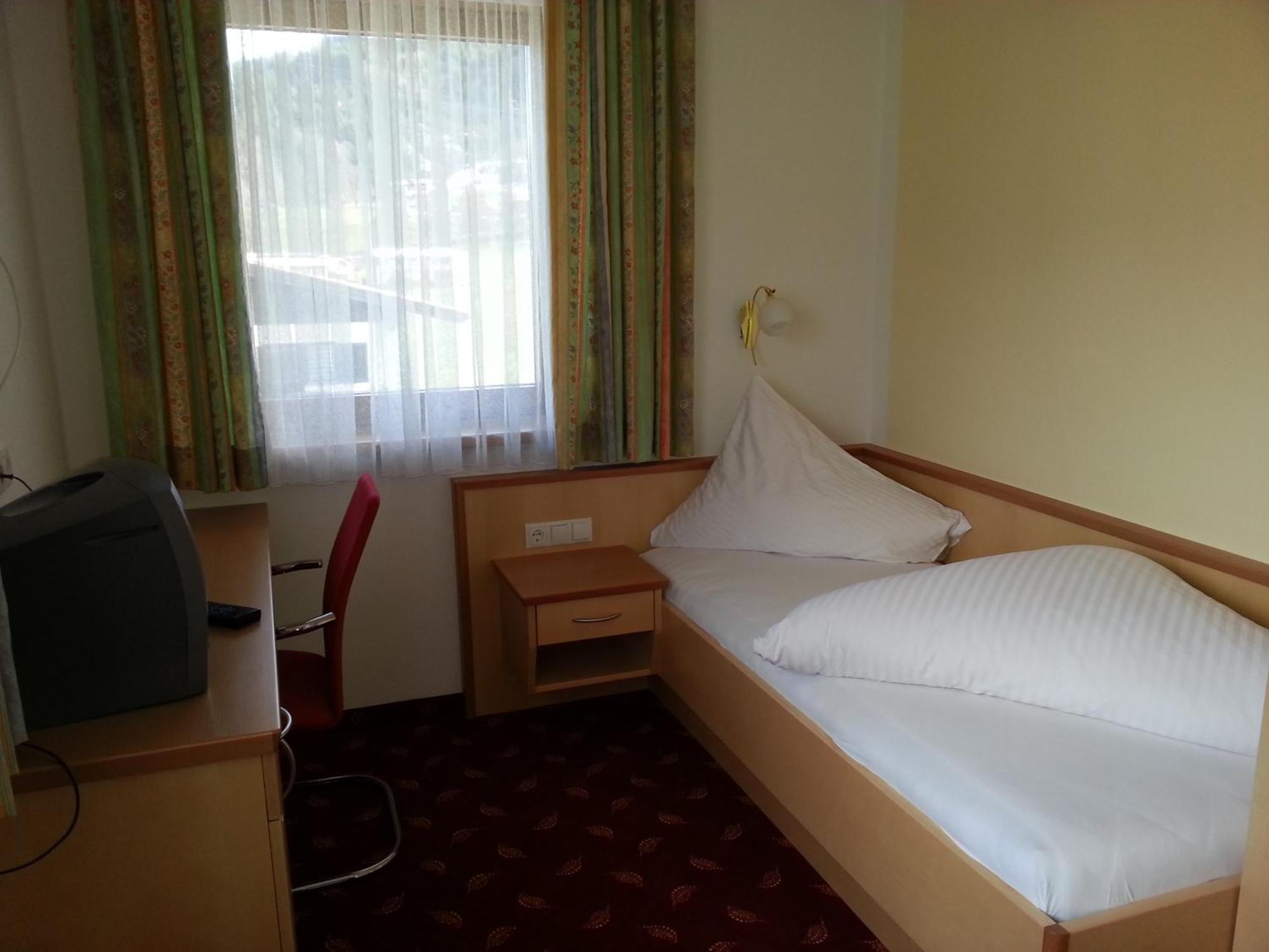 Pension Rieder Kaprun Room photo